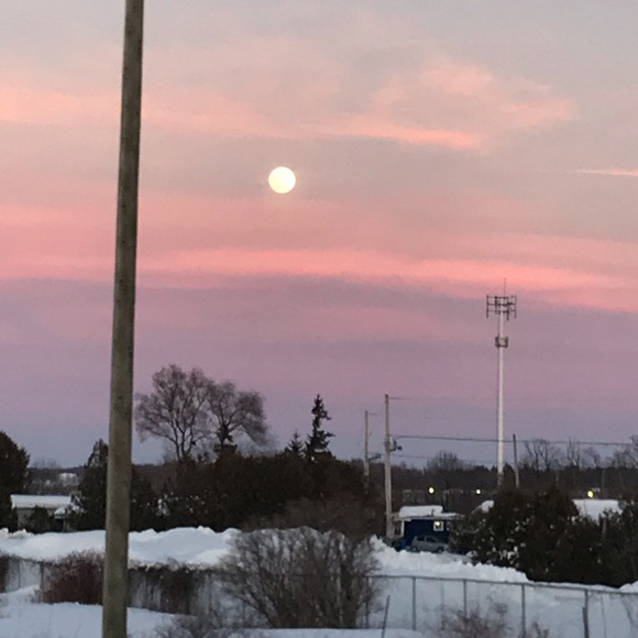 Meet your Posher, Leandra - Picture 1 of 1